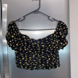 Aeropostale black and yellow floral crop top